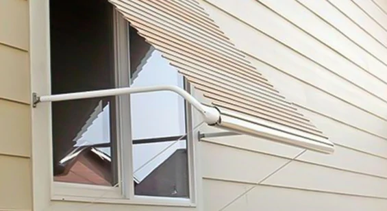 Aluminum Roll-Up Awning Windows