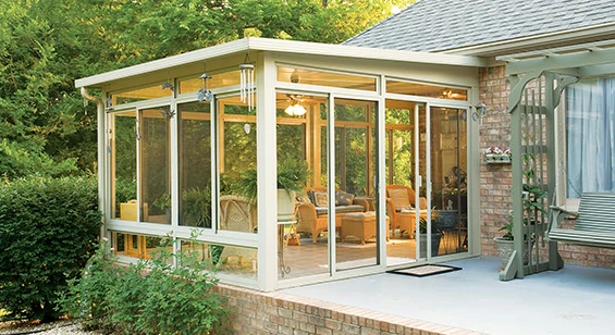 Three season sunroom optimized for spring to autumn, cost-effective for residential courtyards and terraces