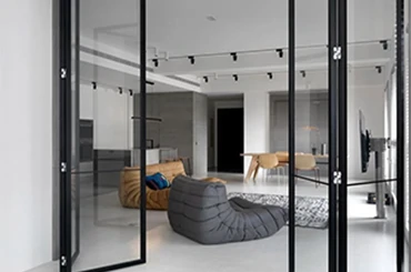 Ultra-thin folding door for wide openings, maximizing indoor-outdoor connection