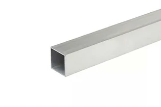 C-shaped aluminum reinforcement profile for fence post support and mounting flexibility
