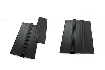 Aluminum privacy slat tongue cover for clean slat edge finishing