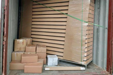 Export protective packing for aluminum privacy fence system to reduce shipping damage