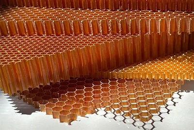 Meta-aramid honeycomb core for aviation interior and rail transit sandwich panels