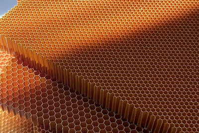 Para-aramid honeycomb core with 1.83 mm cell structure for aerospace sandwich panels