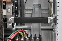 Flexible insulated aluminum busbar in switchgear