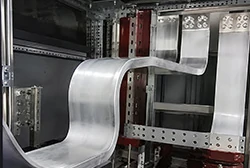 Large-size flexible aluminum busbar in switchgear