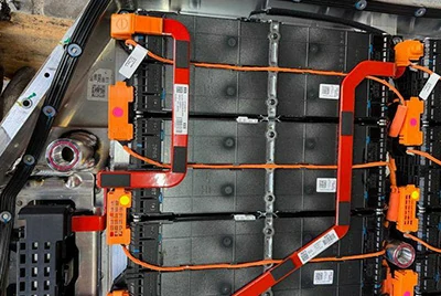 Battery-pack high-voltage connection