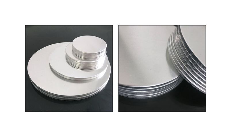 La superficie del círculo y disco de aluminio.