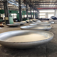 Heads for pressure vessels