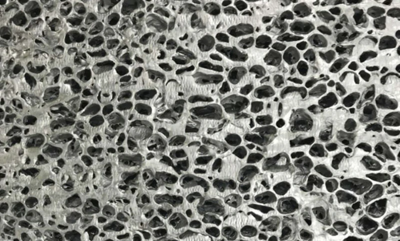 Large pore aluminum foam