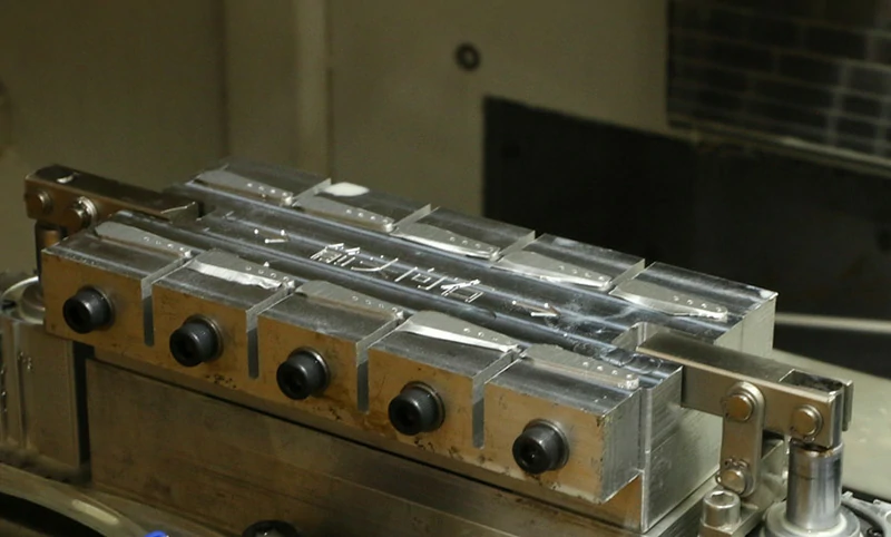 CNC parts clamping platform