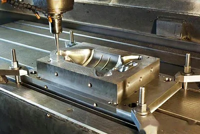 Maschinenbau und Fertigung Maschinenbau und Fertigung