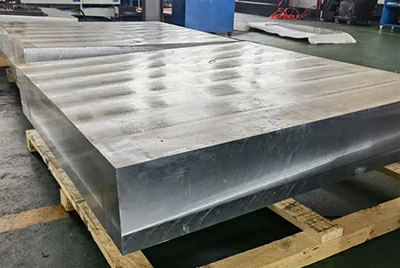 Thick forged plates Thick forged plates