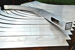 Biegen des Aluminium-Kastenprofils Biegen des Aluminium-Kastenprofils