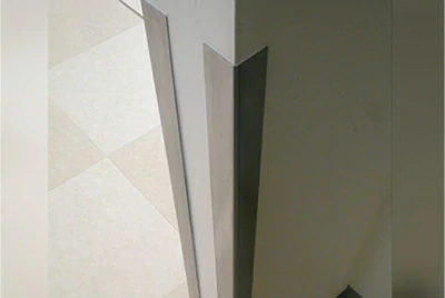 Eckenschützer aus eloxiertem oder nicht eloxiertem Aluminium? Eckenschützer aus eloxiertem oder nicht eloxiertem Aluminium?