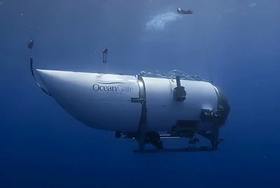 Submarine and underwater platform structures Submarine and underwater platform structures