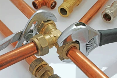 الأنابيب وتوزيع الغاز