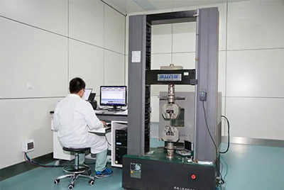 معدات البحث والتطوير والإنتاج