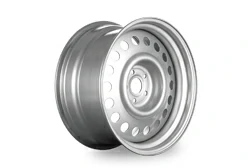 عجلات الألمنيوم مقابل عجلات الفولاذ