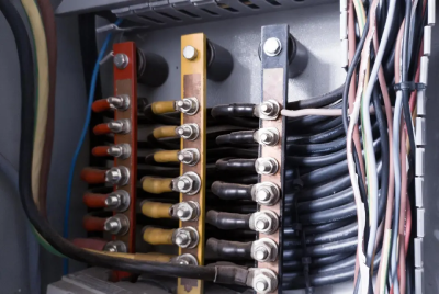 3 phase electrical busbar for distribution panels